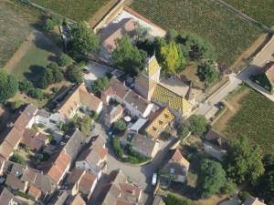 Les villages bourguignons et ses toits vernissés uniques